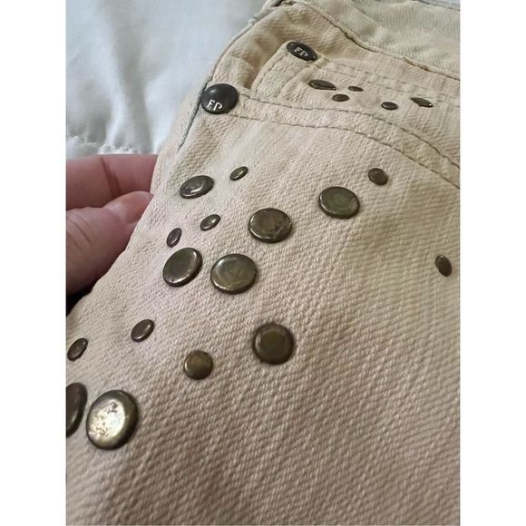 Anthropologie Free People studded bleached jeans sz31 - Picture 7 of 13